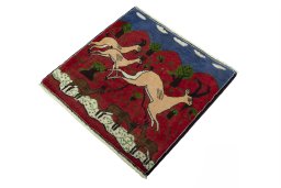Corner detail of 2000s Shiraz rug showing border pattern and Wool pile