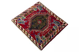 Corner detail of 2000s Shiraz rug showing border pattern and Wool pile