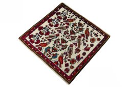 Corner detail of 2000s Shiraz rug showing border pattern and Wool pile