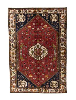 Full view of 1970s Shiraz rug from Iran / Persia, 288 × 197 cm in Red tones
