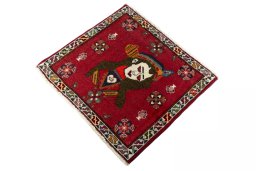 Corner detail of 2000s Shiraz rug showing border pattern and Wool pile