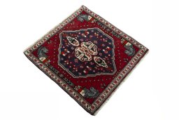 Close-up detail of 2000s Shiraz rug from Iran / Persia showing Wool weave