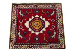 Surface texture of 2000s Shiraz rug with natural Wool and intricate pattern