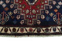 Central medallion detail of New Shiraz rug from Iran / Persia