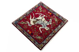 Close-up detail of 2000s Shiraz rug from Iran / Persia showing Wool weave