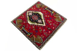 Close-up detail of 2000s Shiraz rug from Iran / Persia showing Wool weave