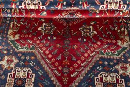 Close-up detail of 1970s Shiraz rug from Iran / Persia showing Wool weave