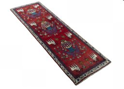 Close-up detail of 2000s Shiraz rug from Iran / Persia showing Wool weave