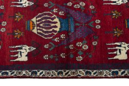Close-up detail of 2000s Shiraz rug from Iran / Persia showing Wool weave
