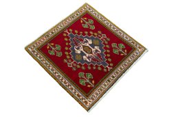 Close-up detail of 2000s Shiraz rug from Iran / Persia showing Wool weave