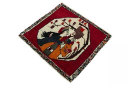 Corner detail of 2000s Shiraz rug showing border pattern and Wool pile