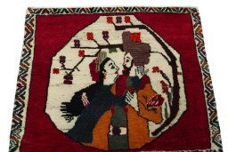 Surface texture of 2000s Shiraz rug with natural Wool and intricate pattern