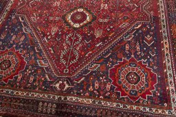 Central medallion detail of 1970s Shiraz rug from Iran / Persia