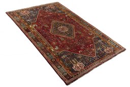 Close-up detail of 2000s Shiraz rug from Iran / Persia showing Wool weave