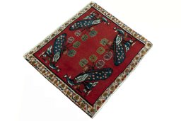 Close-up detail of 2000s Shiraz rug from Iran / Persia showing Wool weave