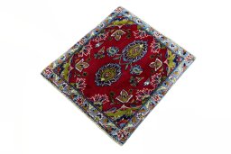 Corner detail of 2000s Shiraz rug showing border pattern and Wool pile