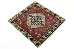 Close-up detail of 2000s Shiraz rug from Iran / Persia showing Wool weave