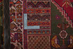 Close-up detail of 2000s Shiraz rug from Iran / Persia showing Wool weave