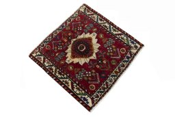 Close-up detail of 2000s Shiraz rug from Iran / Persia showing Wool weave