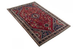 Close-up detail of 2000s Shiraz rug from Iran / Persia showing Wool weave