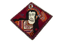 Corner detail of 2000s Shiraz rug showing border pattern and Wool pile