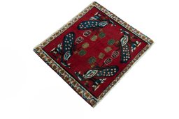Close-up detail of 2000s Shiraz rug from Iran / Persia showing Wool weave