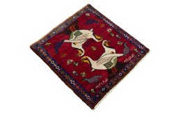 Close-up detail of 2000s Shiraz rug from Iran / Persia showing Wool weave