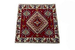 Surface texture of 2000s Shiraz rug with natural Wool and intricate pattern