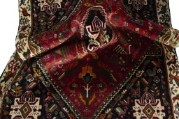 Close-up detail of 2000s Shiraz rug from Iran / Persia showing Wool weave
