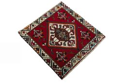Close-up detail of 2000s Shiraz rug from Iran / Persia showing Wool weave