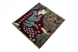 Corner detail of 2000s Shiraz rug showing border pattern and Wool pile