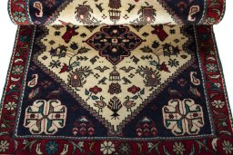 Full view of New Shiraz rug from Iran / Persia, 160 × 104 cm in Beige tones