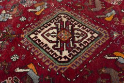 Central medallion detail of 2000s Shiraz rug from Iran / Persia