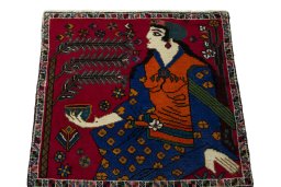 Surface texture of 2000s Shiraz rug with natural Wool and intricate pattern