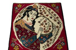 Surface texture of 2000s Shiraz rug with natural Wool and intricate pattern