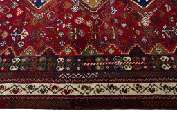 Close-up detail of 2000s Shiraz rug from Iran / Persia showing Wool weave