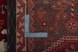 Close-up detail of 2000s Shiraz rug from Iran / Persia showing Wool weave