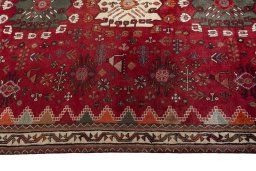 Close-up detail of 2000s Shiraz rug from Iran / Persia showing Wool weave
