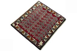 Close-up detail of 2000s Shiraz rug from Iran / Persia showing Wool weave