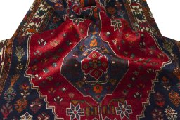 Close-up detail of 2000s Shiraz rug from Iran / Persia showing Wool weave