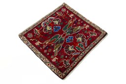 Close-up detail of 2000s Shiraz rug from Iran / Persia showing Wool weave