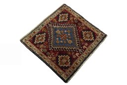 Close-up detail of 2000s Shiraz rug from Iran / Persia showing Wool weave