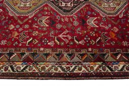 Close-up detail of 2000s Shiraz rug from Iran / Persia showing Cotton weave