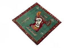 Corner detail of 2000s Shiraz rug showing border pattern and Wool pile