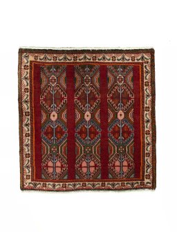 Full view of 2000s Shiraz rug from Iran / Persia, 57 × 57 cm in Red tones