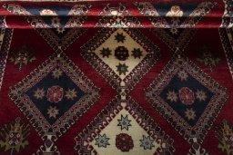 Full view of 2000s Shiraz rug from Iran / Persia, 252 × 173 cm in Red tones