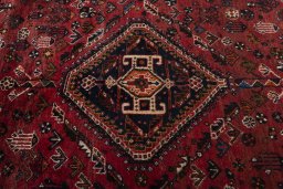 Central medallion detail of 1970s Shiraz rug from Iran / Persia