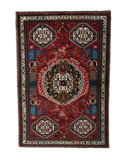 Full view of 2000s Shiraz rug from Iran / Persia, 163 × 112 cm in Red tones