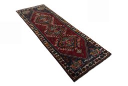 Close-up detail of 2000s Shiraz rug from Iran / Persia showing Wool weave