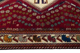 Close-up detail of 2000s Shiraz rug from Iran / Persia showing Wool weave
